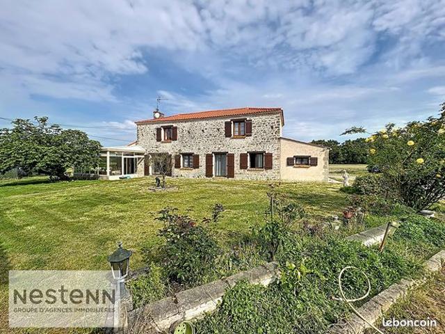 Propriété 6 pièces 178 m²