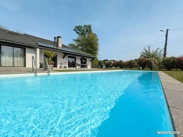 Propriété 6 pièces 178 m²