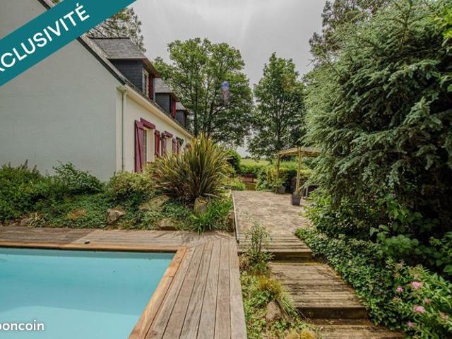 Propriété 6 pièces 178 m²