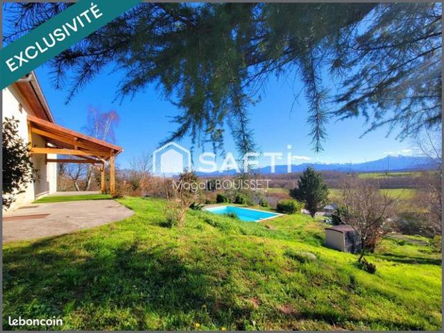 Propriété 6 pièces 179 m²