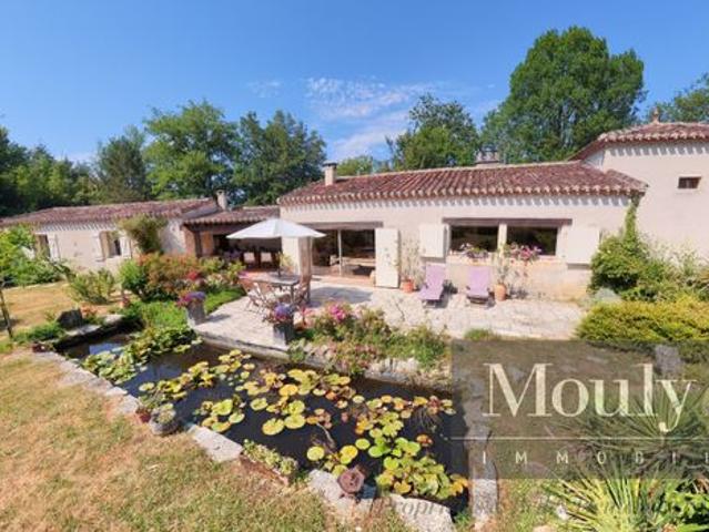 Propriété 6 pièces 170 m²