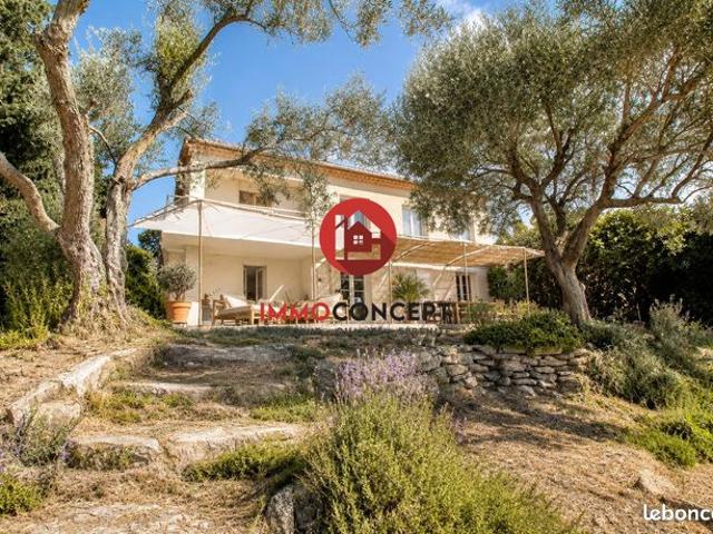 Propriété 6 pièces 170 m²