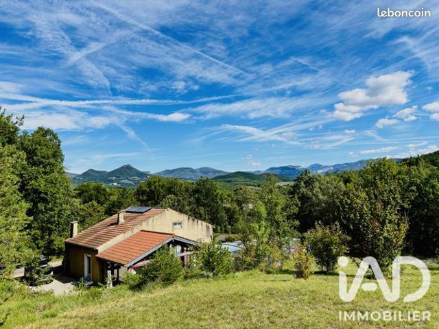 Propriété 6 pièces 170 m²