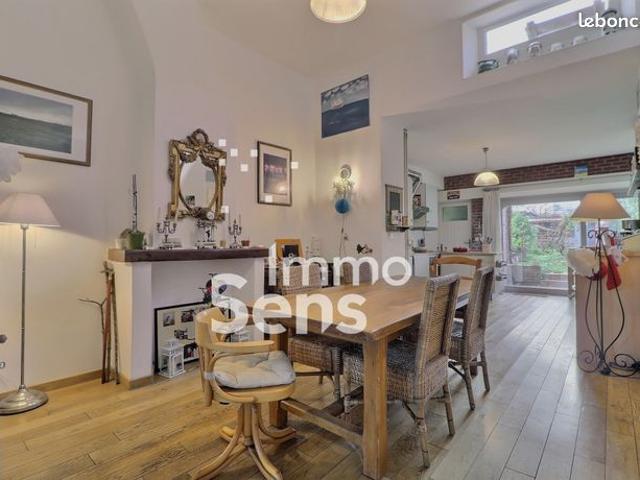 Propriété 6 pièces 170 m²