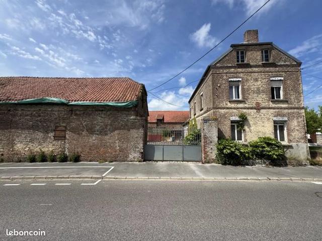 Propriété 6 pièces 170 m²