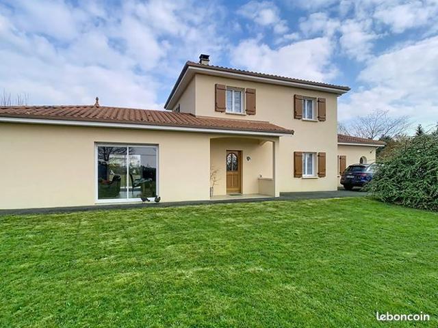 Propriété 6 pièces 170 m²