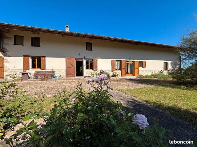 Propriété 6 pièces 170 m²