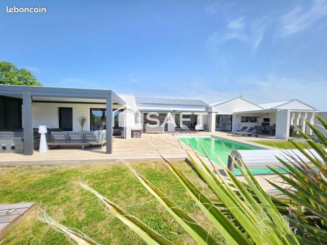 Propriété 6 pièces 170 m²