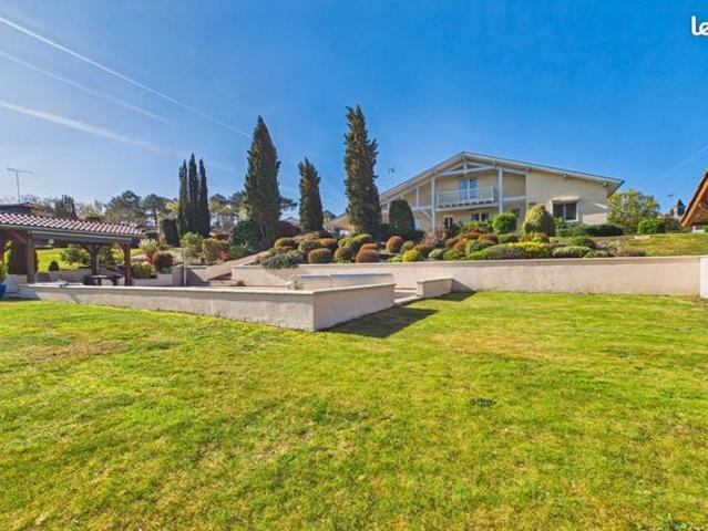 Propriété 6 pièces 170 m²