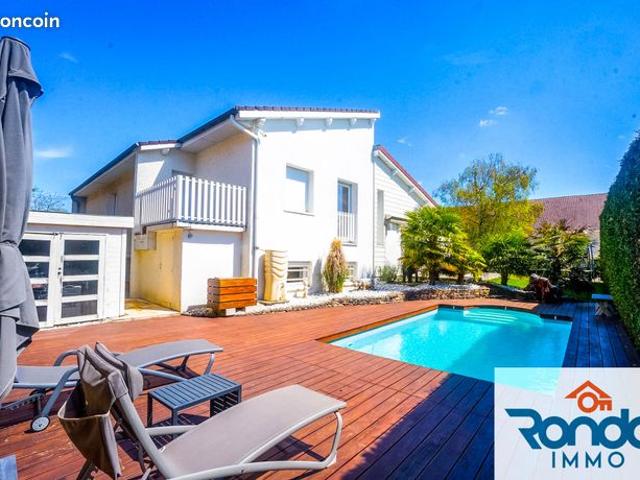 Propriété 6 pièces 170 m²