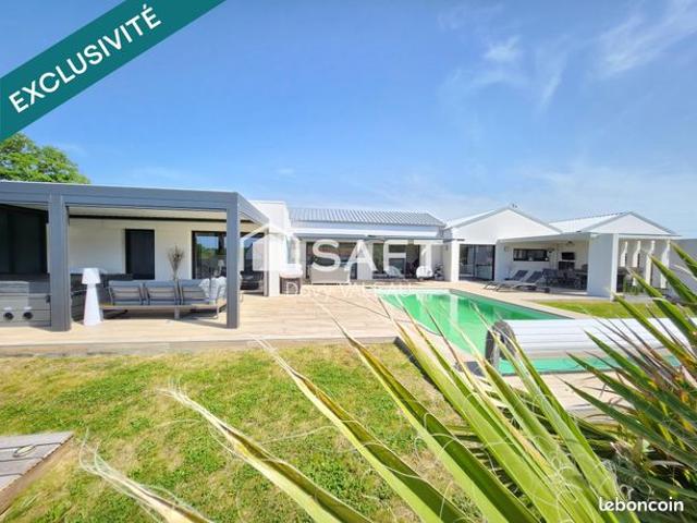 Propriété 6 pièces 170 m²
