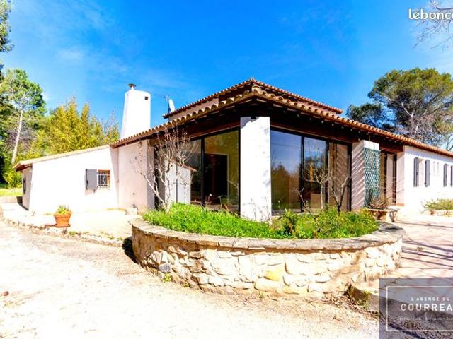 Propriété 6 pièces 170 m²