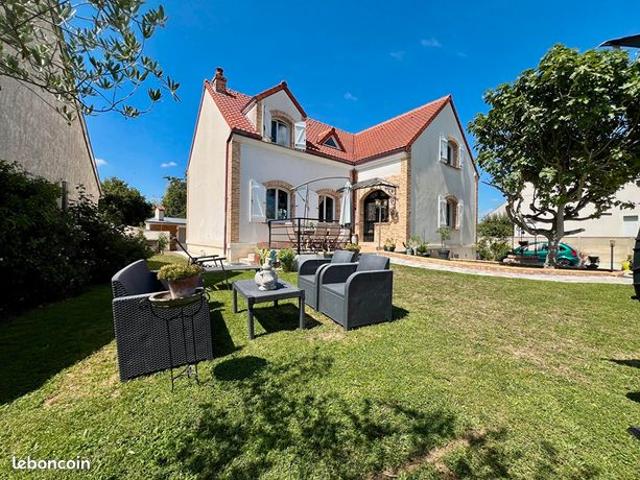 Propriété 6 pièces 170 m²