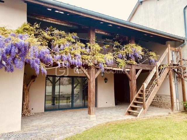 Propriété 6 pièces 170 m²