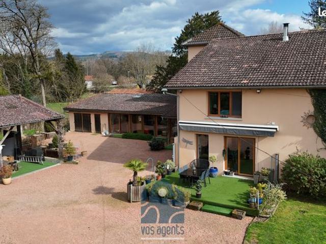 Propriété 6 pièces 170 m²