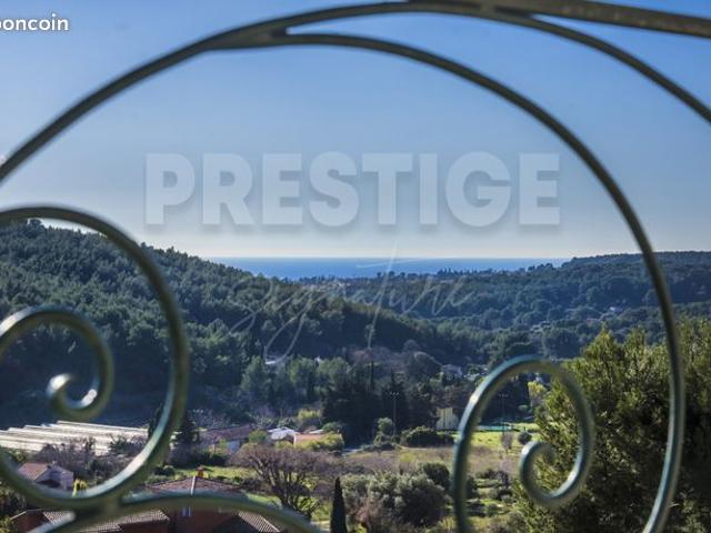 Propriété 6 pièces 170 m²