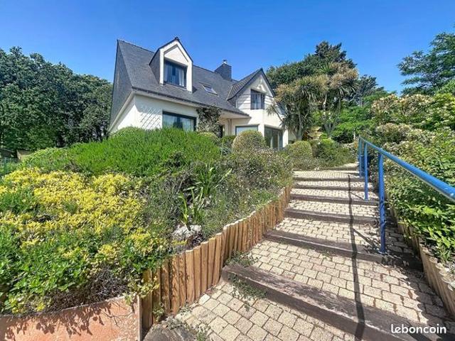 Propriété 6 pièces 171 m²