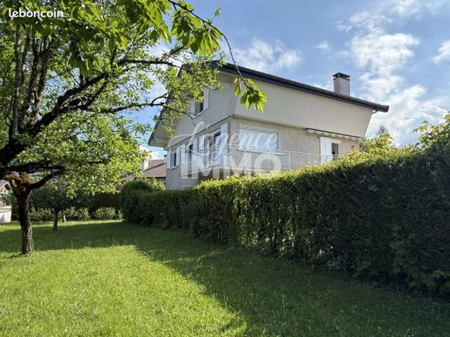 Propriété 6 pièces 172 m²