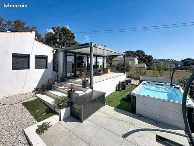 Propriété 6 pièces 172 m²