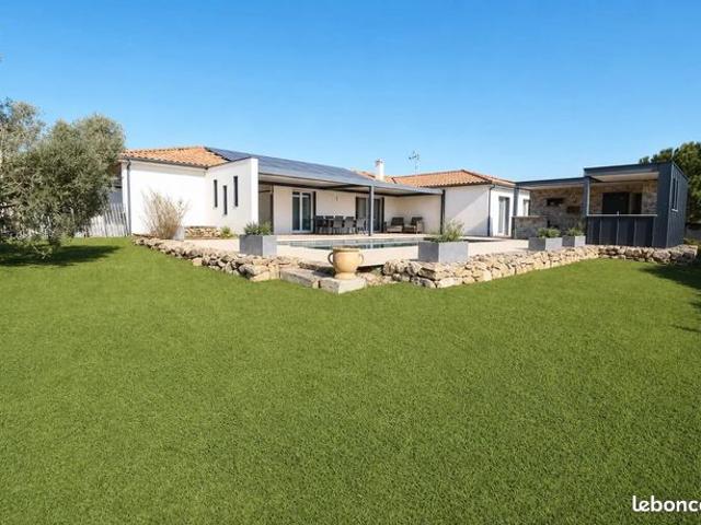 Propriété 6 pièces 172 m²