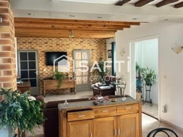 Propriété 6 pièces 173 m²