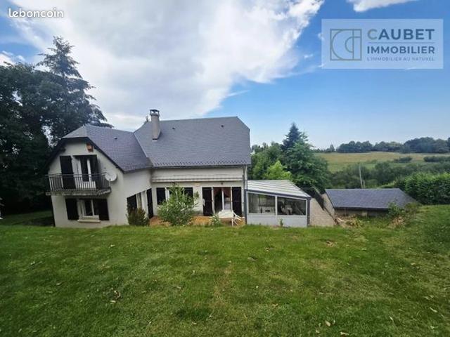Propriété 6 pièces 173 m²