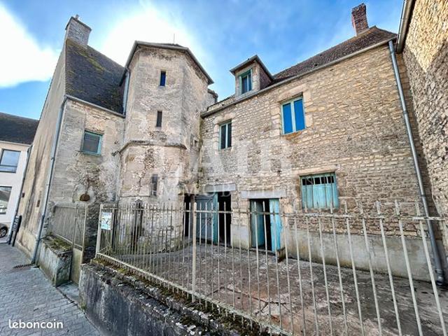 Propriété 6 pièces 173 m²