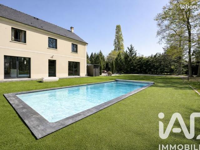 Propriété 6 pièces 173 m²