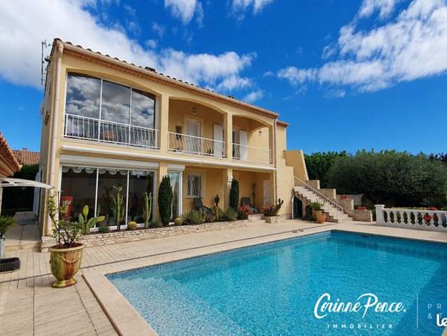 Propriété 6 pièces 184 m²