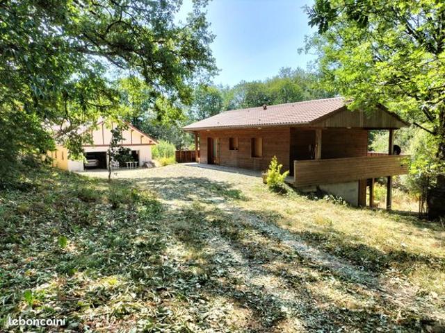 Propriété 6 pièces 184 m²