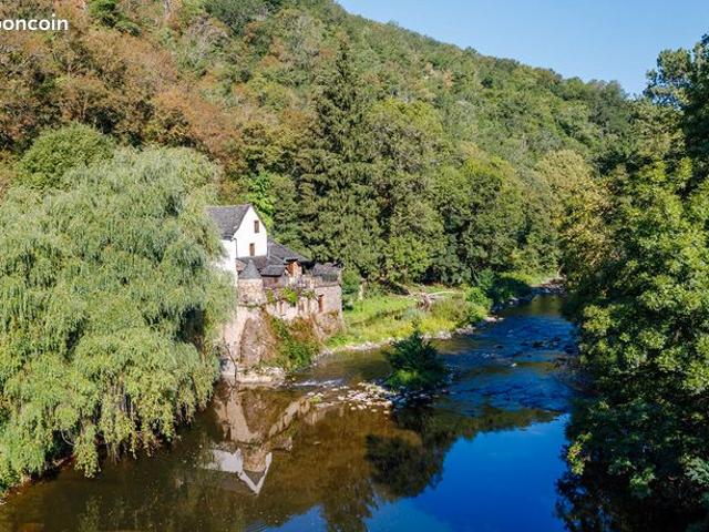 Propriété 6 pièces 185 m²