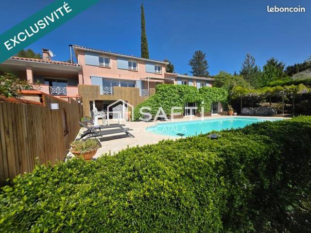 Propriété 6 pièces 185 m²