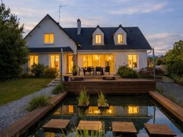 Propriété 6 pièces 186 m²