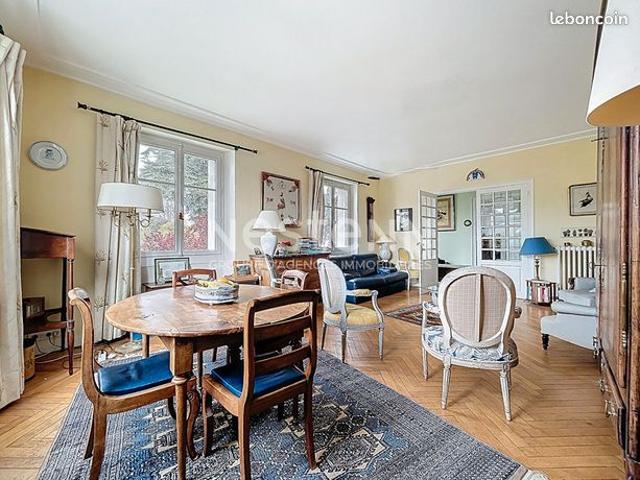 Propriété 6 pièces 186 m²