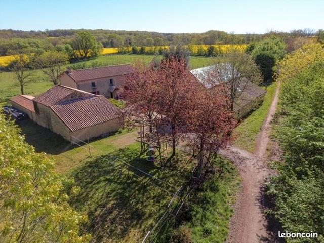 Propriété 6 pièces 186 m²