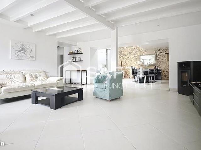 Maison 6 pièces 186 m²