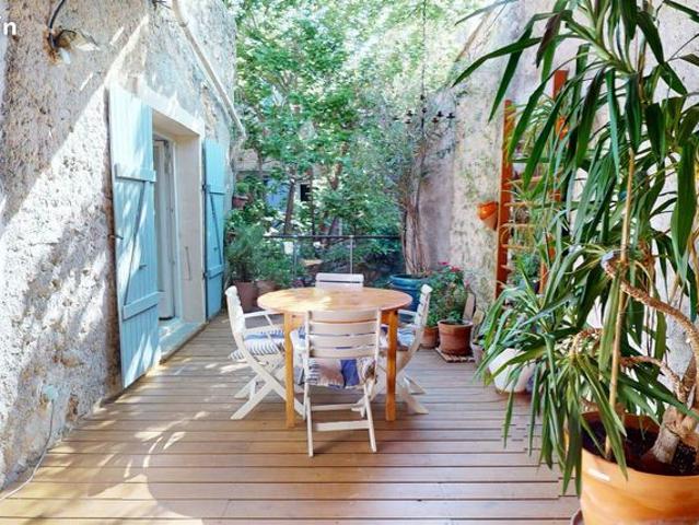 Propriété 6 pièces 187 m²