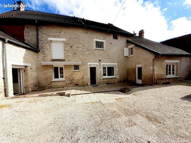 Propriété 6 pièces 187 m²