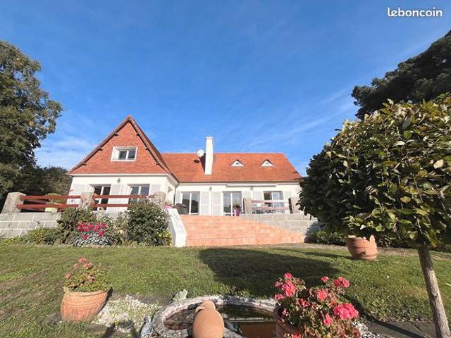 Propriété 6 pièces 188 m²