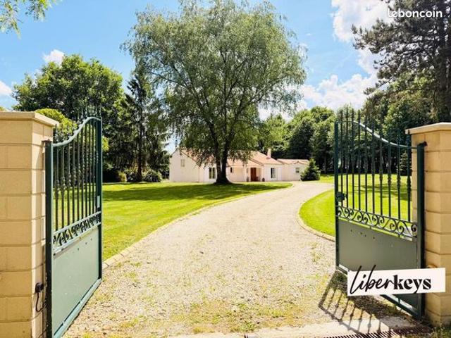 Propriété 6 pièces 188 m²