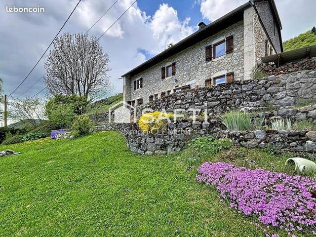 Propriété 6 pièces 188 m²