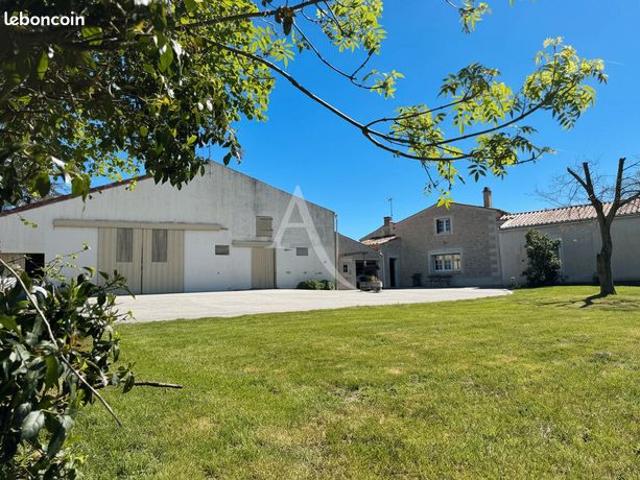 Propriété 6 pièces 188 m²