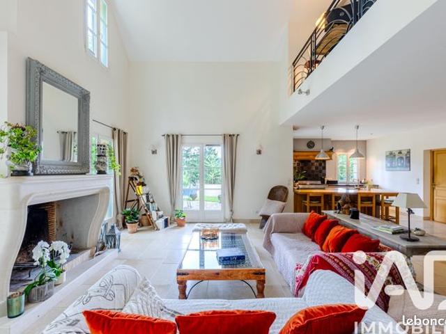 Propriété 6 pièces 189 m²