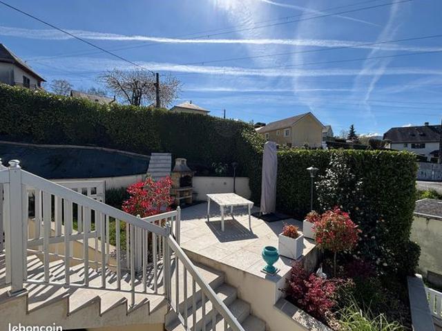 Propriété 6 pièces 189 m²