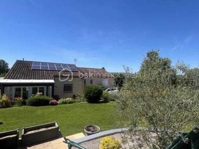 Propriété 6 pièces 180 m²