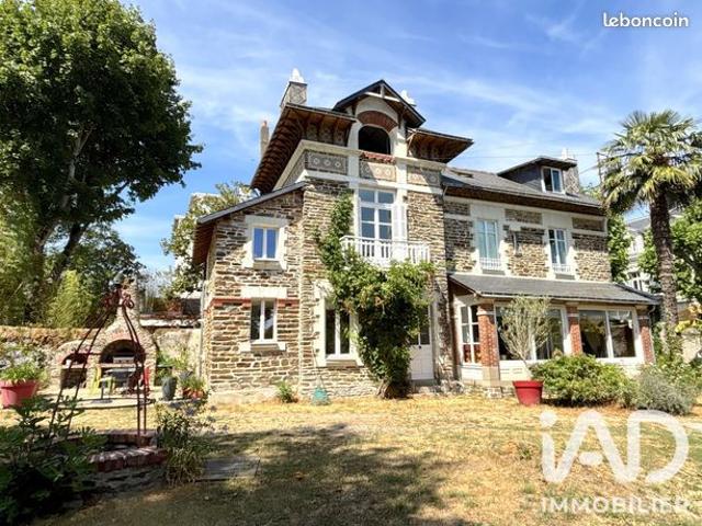 Propriété 6 pièces 180 m²