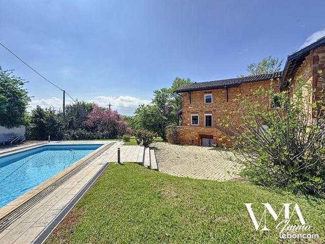 Propriété 6 pièces 180 m²