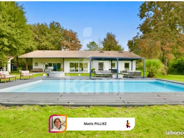 Propriété 6 pièces 180 m²