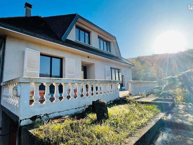 Propriété 6 pièces 180 m²