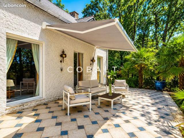 Propriété 6 pièces 180 m²